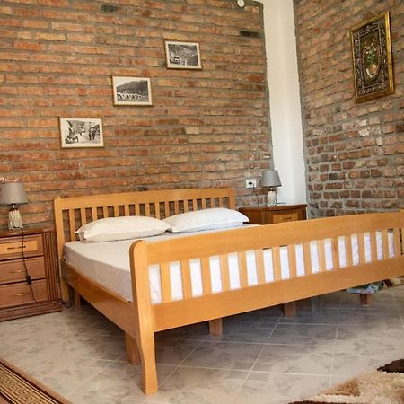 Guesthouse Belle View Berat Extérieur photo