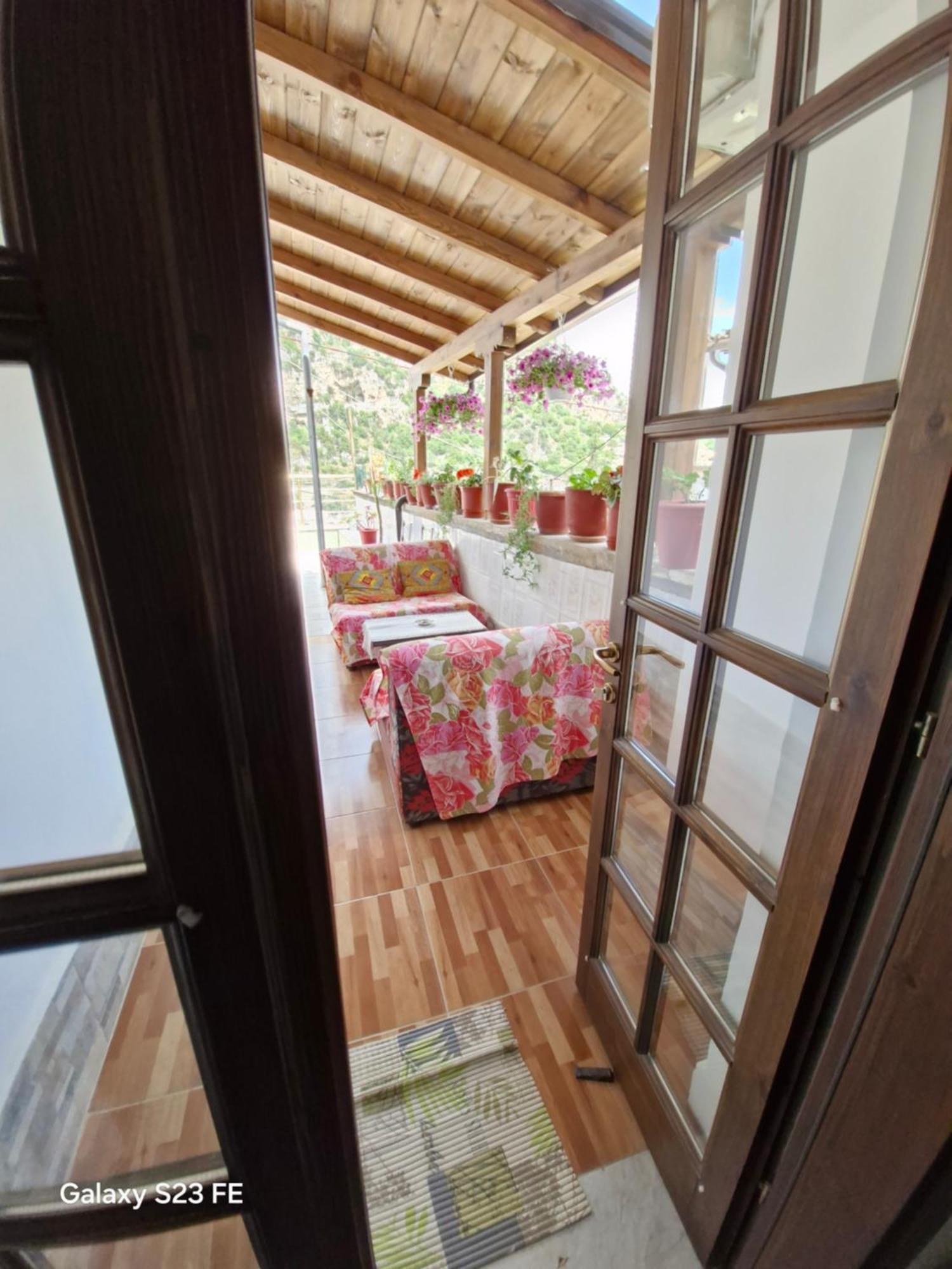 Guesthouse Belle View Berat Extérieur photo
